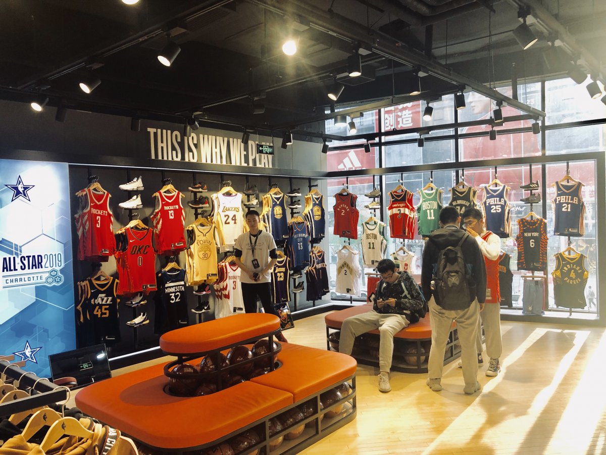 Beijing, Beijing, China. 27th Dec, 2019. Beijing, CHINA-NBA flagship store  in Wangfujing, Beijing, Dec. 26, 2019.The NBA's Beijing flagship store is  divided into two floors with a sales area of 1,145 square meters.The  products are various, including je