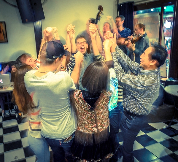 square_dancing_modernista_beijing16.jpg