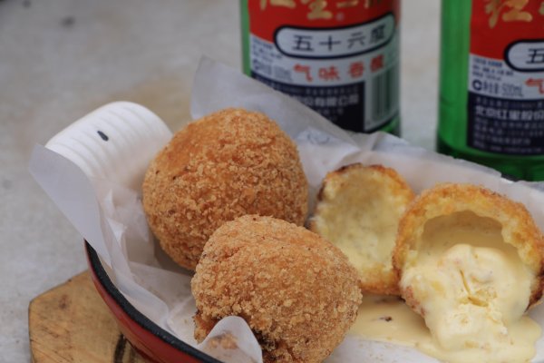 deep-fried baijiu ice cream