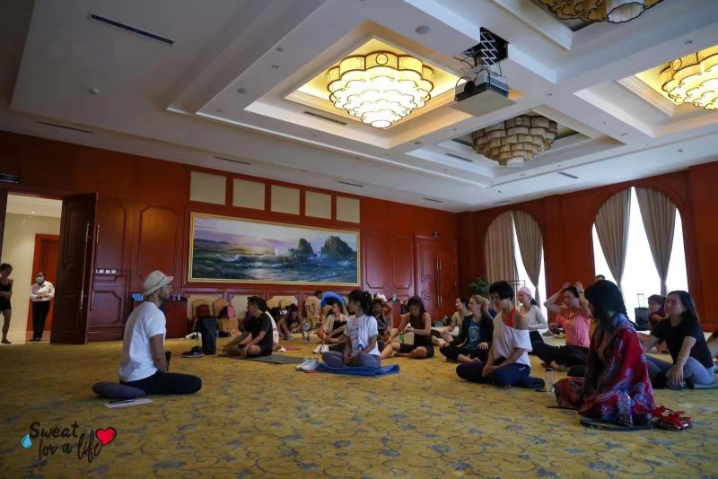 Rainbow Yoga Founder Visits Beijing For Training Opportunity