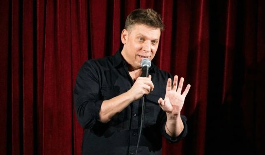Catch Award-Winning Comedian Ian Badenhorst in Beijing This Sat, Jul 11