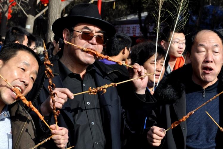 25 Great Things We Have to Eat in Beijing Before We Die (or Choke to Death)