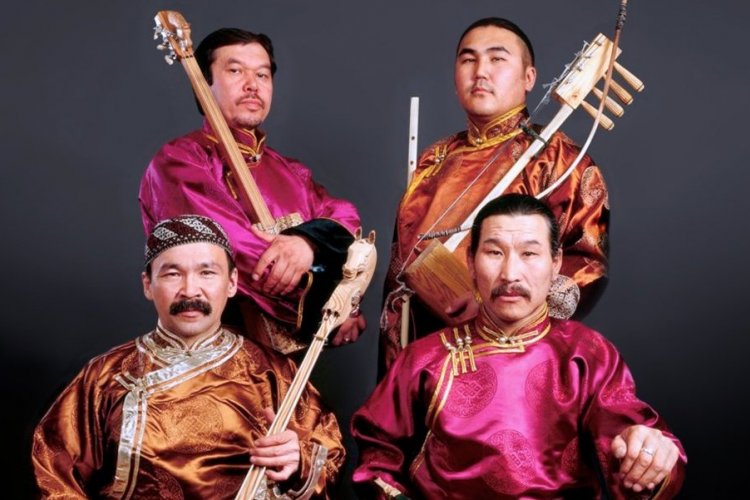 Tuvan Masters Huun Huur Tu Bring Their Far-Off Sounds to Beijing