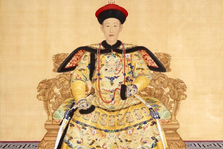 Beijing Emperor and Qing Dynasty Scammer Faces Prisontime in Shenzhen