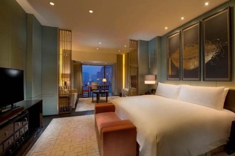 Indulge This May at the Waldorf Astoria Beijing