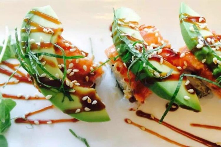 Peng Sushi Brings Humble Japanese Fare and So Much More to Xinyuanli Xili