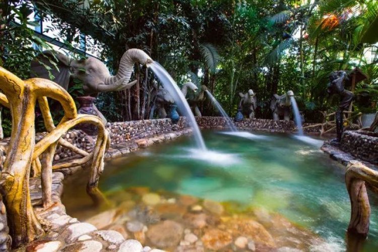 Soak in Some Warmth at These Hot Spring Resorts