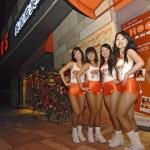 Hooters11