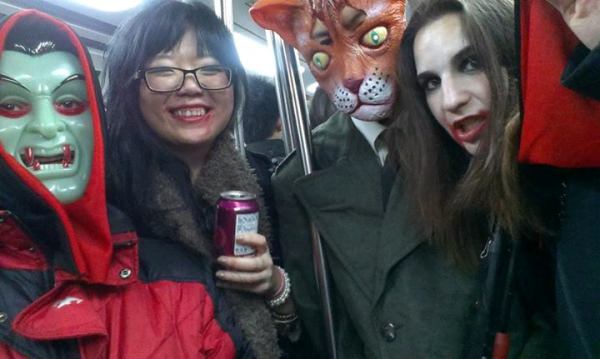 subway_halloween_party_beijing2.jpg