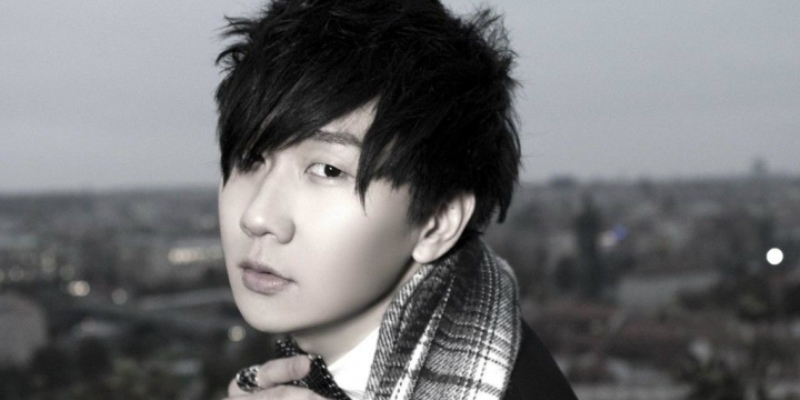 R Karaoke Saturdays: Help Out a Stranger with JJ Lin&#039;s ”Twilight“