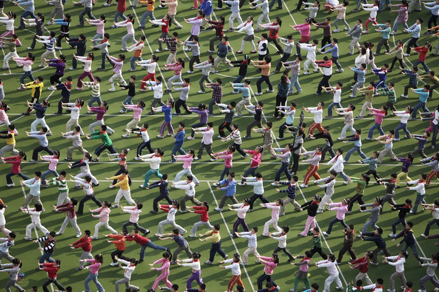 Sinosynchrony: A Unified and Harmonious China in Pictures