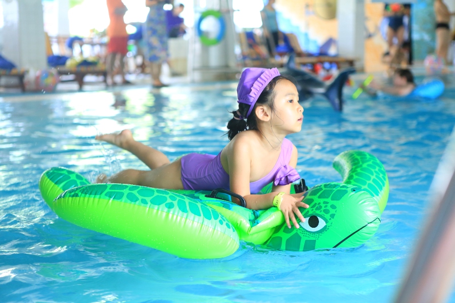 Make Waves at the beijingkids Father&#039;s Day Pool Party, June 21