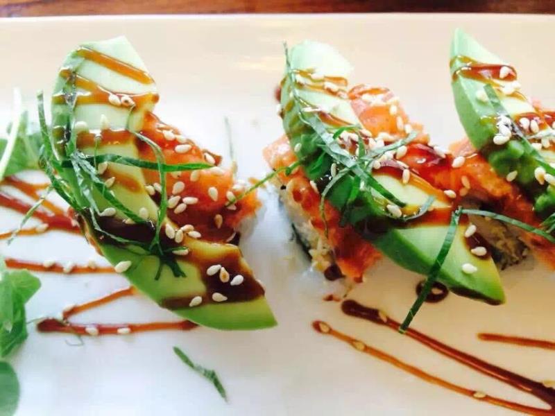 Peng Sushi Brings Humble Japanese Fare and So Much More to Xinyuanli Xili