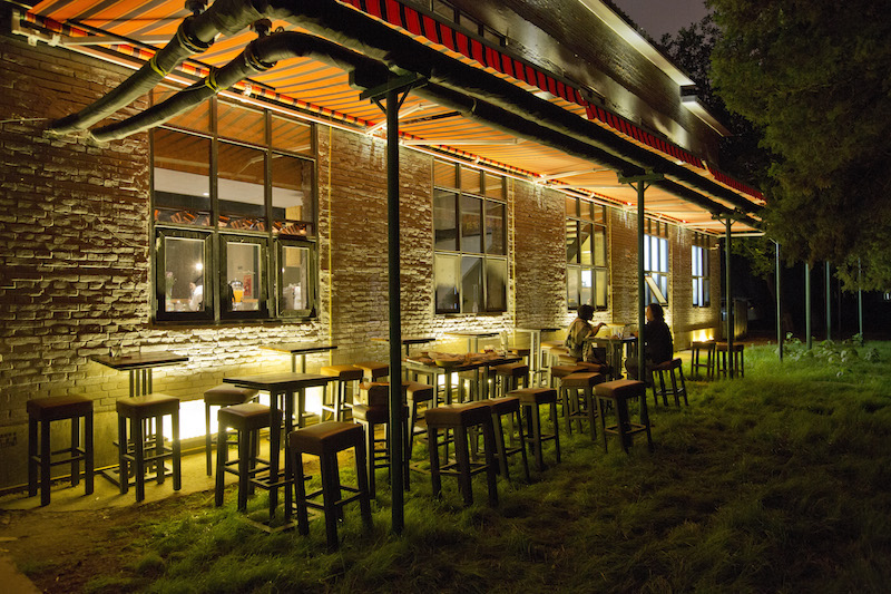 The Granary Livehouse and Restaurant Breaks New Ground in Far-Flung Shuangqiao