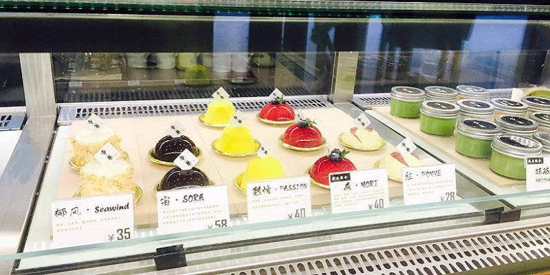 Delicate and Inexpensive Japanese Cakes at Koka, Dongdaqiao