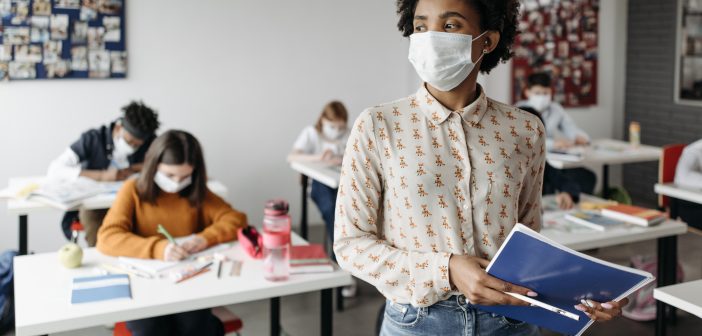 Beijing Schools Mark End of Mandatory Mask Policy