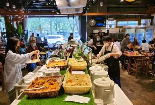 From Roots to Fruits: Lunching at Vege Tiger, Beijing&#039;s Original Vegan Buffet