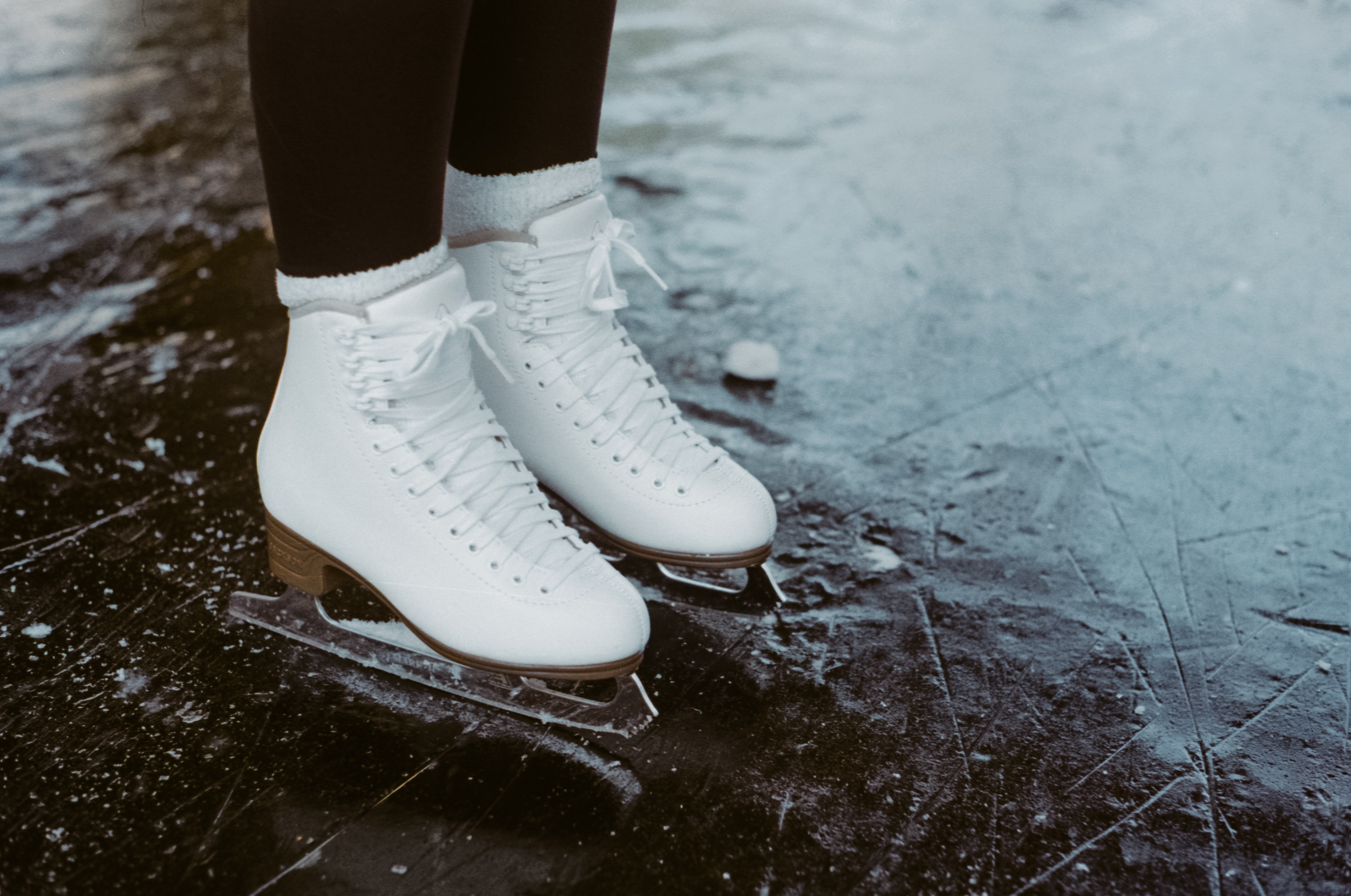 Use This Mini-program to Book Your Ice-skating Ticket