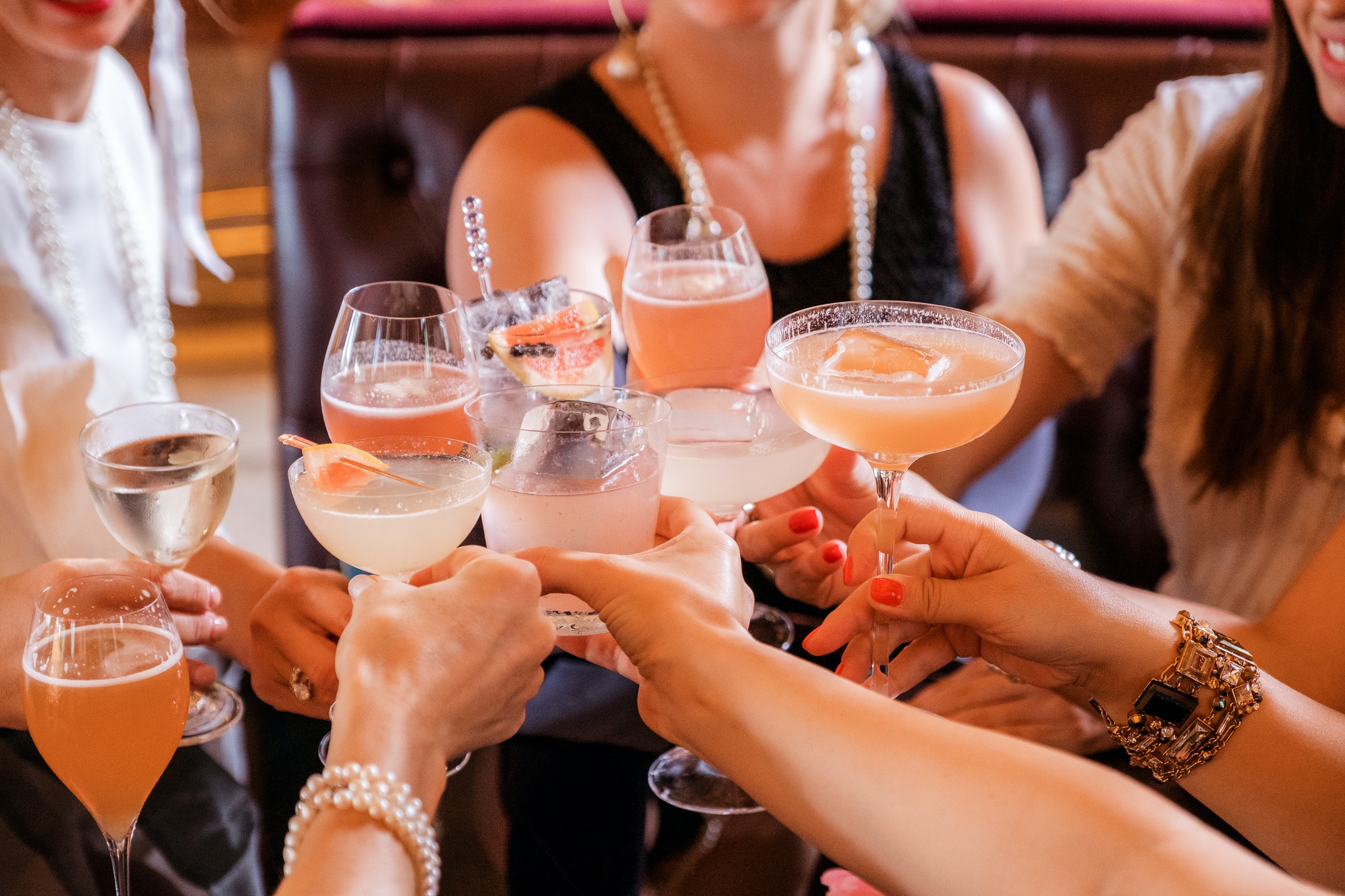 Sip, Savor, and Save: Weekly Ladies Night Deals in Beijing