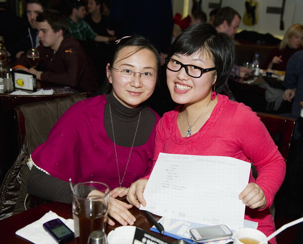 Hard_rock_Cafe_Beijinger_Charity_Pub_Quiz_Beijing_35