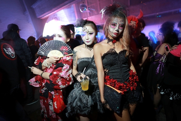 yen_fetish_2013_beijing15.jpg